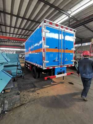 江鈴4.2米藍牌危險品運輸車 特性、分類與價格解析